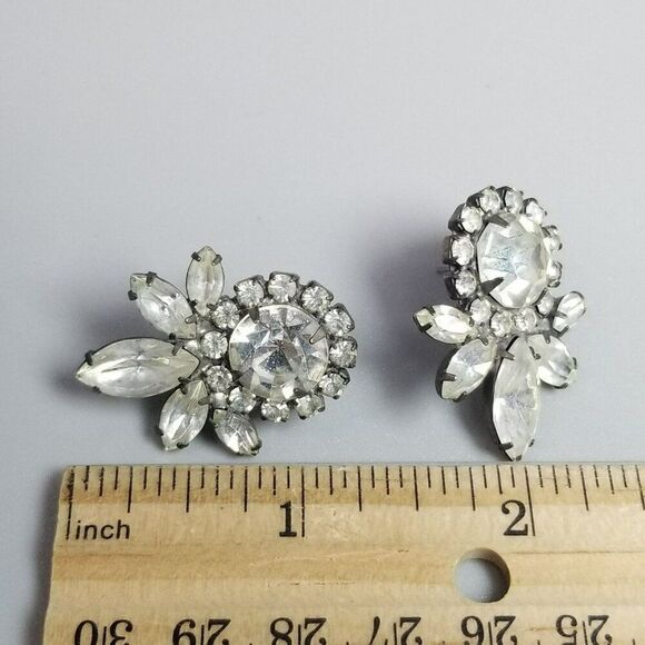 Vintage Rhinestone Cluster Stud Earrings, Silver Tone Retro Design, Estate - Picture 4 of 6